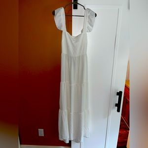 White maxi dress